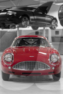 FEATURE - Neuauflage des Aston Martin DB4 kostet über 6 Millionen Franken