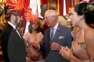 PEOPLE - Prinz Charles und Camilla hinter Masken am Elephant Family Animal Ball