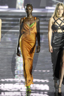 MODE - Florenz: Topmodels auf dem Laufsteg für Luisaviaroma