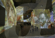 FEATURE - Projektionen von Kunstwerken Vincent van Goghs im Kulturzentrum eines ehemaligen Steinbruchs  in Les Bau-de-Provence