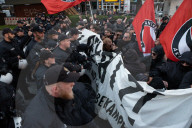 NEWS - Hamburg: Demonstration gegen Nazis im Bezug auf den Mordfall Lübcke