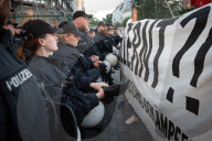NEWS - Hamburg: Demonstration gegen Nazis im Bezug auf den Mordfall Lübcke