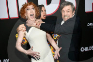 PEOPLE - Mark Hamill spasst mit Kathy Griffin an Filmpremiere von "Child's Play"