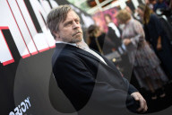 PEOPLE - Mark Hamill spasst mit Kathy Griffin an Filmpremiere von "Child's Play"