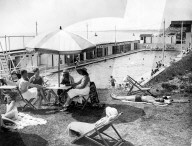 FEATURE - Blick zurück: Strandleben in England im 20. Jahrhundert