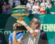 SPORT - Tennis: Roger Federer gewinnt Turnier in Halle