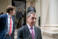 NEWS - Nigel Farage an PK seiner Brexit-Partei