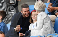 PEOPLE - David Beckham küsst Tochter Harper auf der Tribüne der Frauenfussball-WM