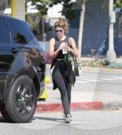 Katherine Schwarzenegger Hits The Gym After Gifting Hubby Chris Pratt Baby Pigs For His B-Day