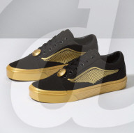 FEATURE - Hersteller Vans lanciert Harry Potter-Schuhe