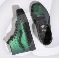 FEATURE - Hersteller Vans lanciert Harry Potter-Schuhe