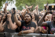 FEATURE - Openair-Partygänger am Wireless Festival in London