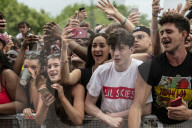 FEATURE - Openair-Partygänger am Wireless Festival in London