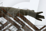NEWS - Riesige "Mutter-Heimat-Statue" in Wolgograd wird restauriert