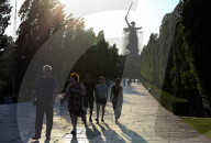 NEWS - Riesige "Mutter-Heimat-Statue" in Wolgograd wird restauriert