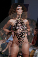 PEOPLE - Models auf dem Catwalk für "Black Tape Project" an der Miami Swim Week