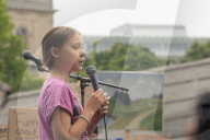 NEWS - Klimaaktivistin Greta Thunberg nimmt an Fridays for Future Demonstration in Berlin teil 
