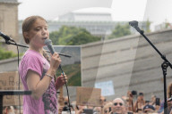 NEWS - Klimaaktivistin Greta Thunberg nimmt an Fridays for Future Demonstration in Berlin teil 