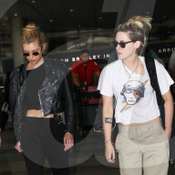PREMIUM EXCLUSIVE Kristen Stewart And On-Again Girlfriend Stella Maxwell Return From Sexy Summer Vacation