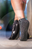 FEATURE - Diese Socken dürfen in keiner Frauen Handtasche fehlen