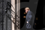 NEWS - Boris Johnson auf dem Weg zum Buckingham Palace