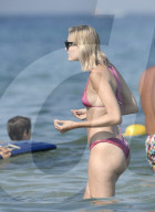 EXKLUSIV - Model Mandy Bork turtelt mit ihrem Verlobten in St.Tropez