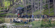 PEOPLE - Schottland: Action bei Dreharbeiten zum neuen James Bond Film in Aviemore