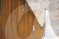 NEWS - USA: 'Symposium at The Wall' in Sunland Park