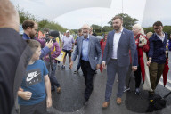 Jeremy Corbyn visits anti-fracking protest camp