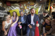 Jeremy Corbyn visits anti-fracking protest camp