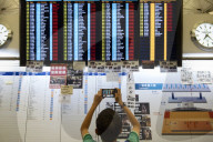 NEWS - Hongkong: Proteste bringen Flughafen zum Erliegen