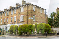 FEATURE - Formschnittgärtnerei: Die Elefantenhecke nahe dem Finnsbury Park in London
