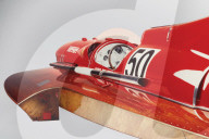 FEATURE - Einzigartiges Ferrari-Rennboot, das einen Geschwindigkeits-Weltrekord aufstellte, ist zu verkaufen.