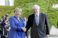 NEWS - Brexit-Nachverhandlungen: Premier Johnson zu Besuch im Berliner Kanzleramt