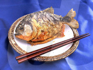 FEATURE - Bald in Japan auf dem Teller: Piranhas