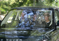 PEOPLE - Die britischen Royals auf dem Weg zur Kirche in Balmoral