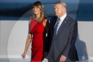 NEWS - G7 Gipfel: Familienfoto der Gipfelteilnehmer an der Strandpromenade von Biarritz