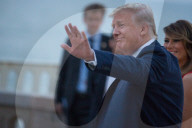 NEWS - G7 Gipfel: Familienfoto der Gipfelteilnehmer an der Strandpromenade von Biarritz