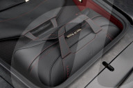 FEATURE - Neuer Supersportwagen mit Supergepäck-Set von McLaren