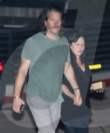 PREMIUM EXCLUSIVE Shannen Doherty And Hubby Kurt Iswarienko Hold Hands After Dinner In Malibu