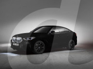 FEATURE - BMW lackiert neues X6-Coupe mit schwärzester Farbe
