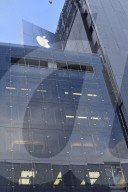 NEWS - Luxus-Shops in Tokios Viertel Ginza