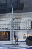 NEWS - Luxus-Shops in Tokios Viertel Ginza