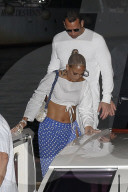 PEOPLE - Jennifer Lopez feiert Geburtstag von Magic Johnson in St-Tropez