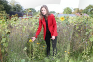 PEOPLE - Vicky Leandros mit Tochter Milana auf dem Gut Basthorst bei Hamburg