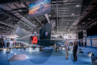 NEWS - Rundgang über die DSEI Waffenmesse in London