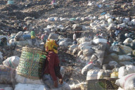 NEWS - Indonesien: Recycling in Bantar Gebang, die als die grösste Deponie der Welt gilt
