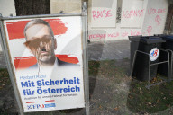 NEWS - Wahlplakate in Wien