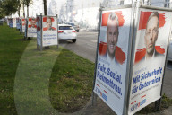 NEWS - Wahlplakate in Wien