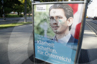 NEWS - Wahlplakate in Wien